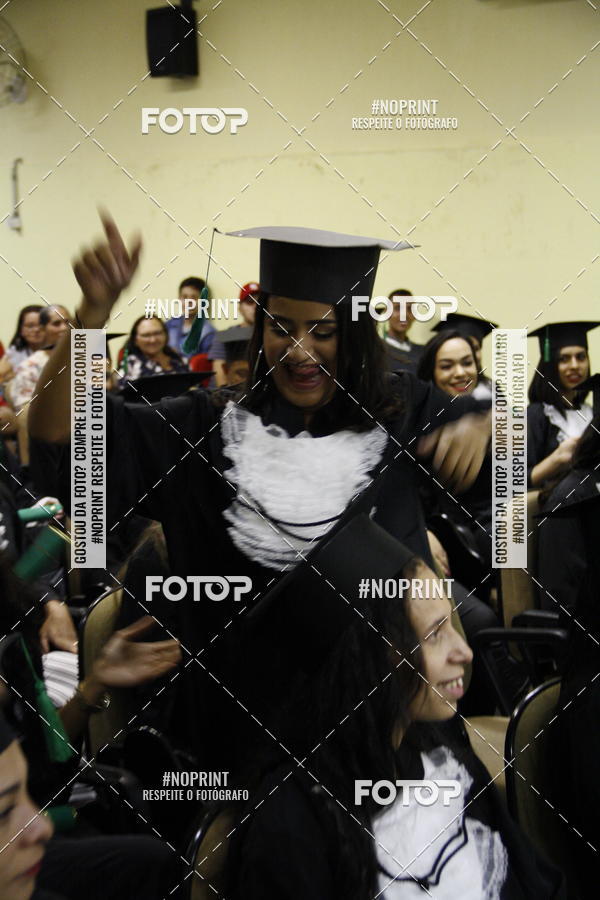 Buy your photos of the eventFormandos Cruz Vermelha on Fotop