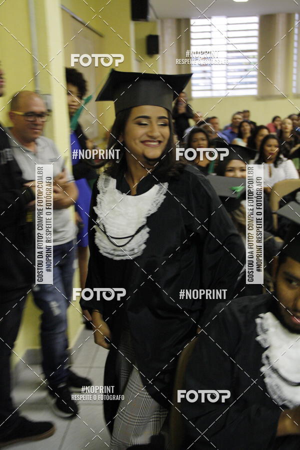 Buy your photos of the eventFormandos Cruz Vermelha on Fotop