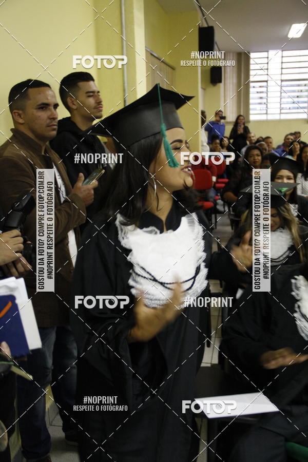 Buy your photos of the eventFormandos Cruz Vermelha on Fotop