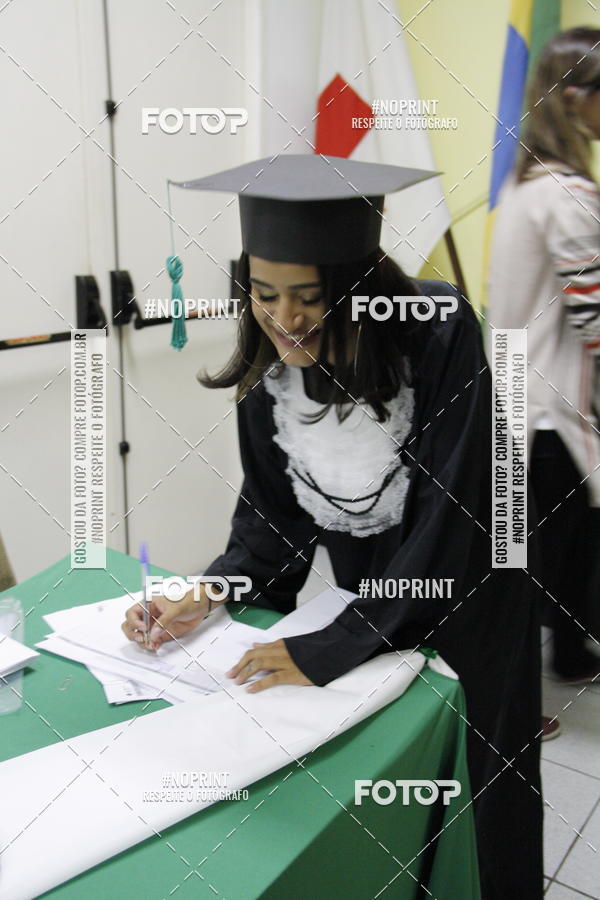 Buy your photos of the eventFormandos Cruz Vermelha on Fotop
