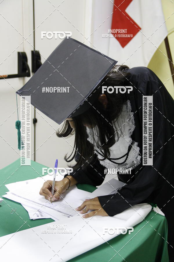 Buy your photos of the eventFormandos Cruz Vermelha on Fotop