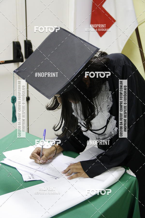 Buy your photos of the eventFormandos Cruz Vermelha on Fotop