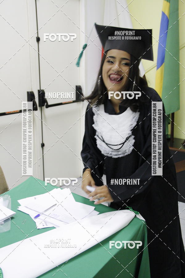 Buy your photos of the eventFormandos Cruz Vermelha on Fotop