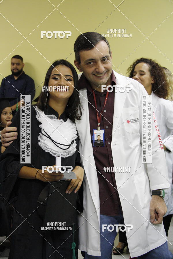Buy your photos of the eventFormandos Cruz Vermelha on Fotop