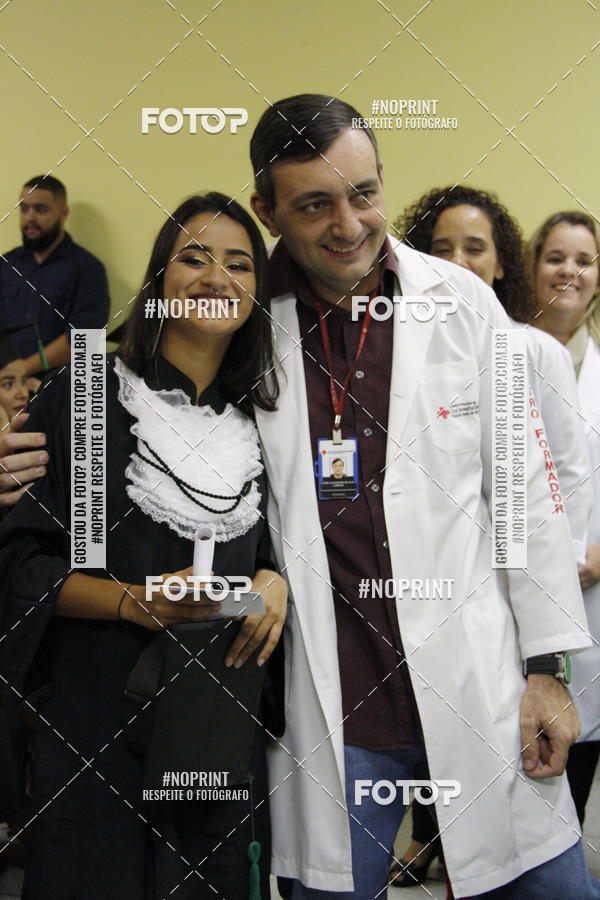Buy your photos of the eventFormandos Cruz Vermelha on Fotop