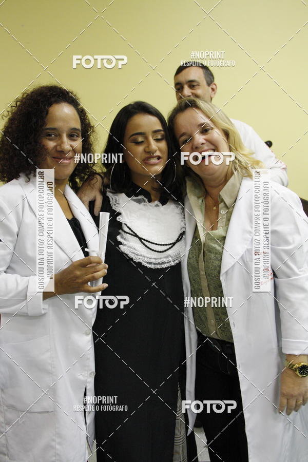 Buy your photos of the eventFormandos Cruz Vermelha on Fotop