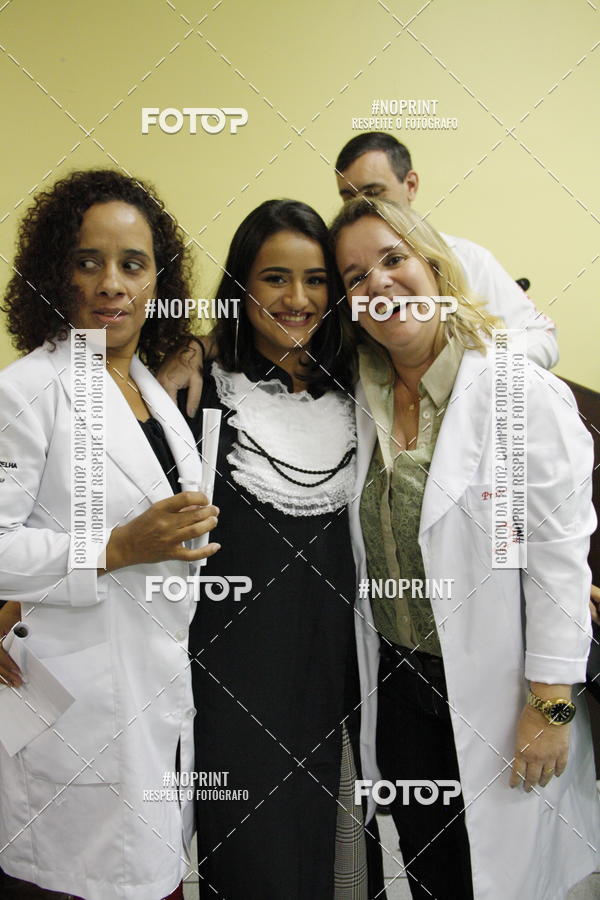 Buy your photos of the eventFormandos Cruz Vermelha on Fotop
