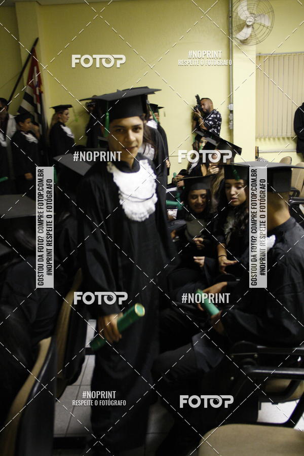 Buy your photos of the eventFormandos Cruz Vermelha on Fotop