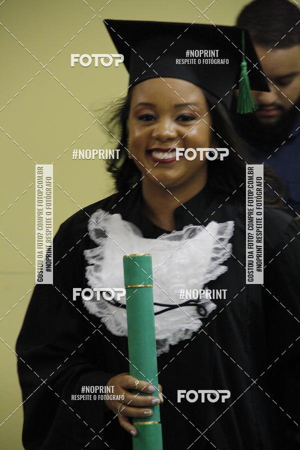Buy your photos of the eventFormandos Cruz Vermelha on Fotop