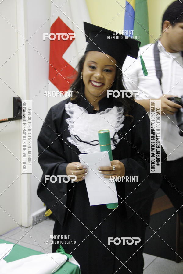 Buy your photos of the eventFormandos Cruz Vermelha on Fotop