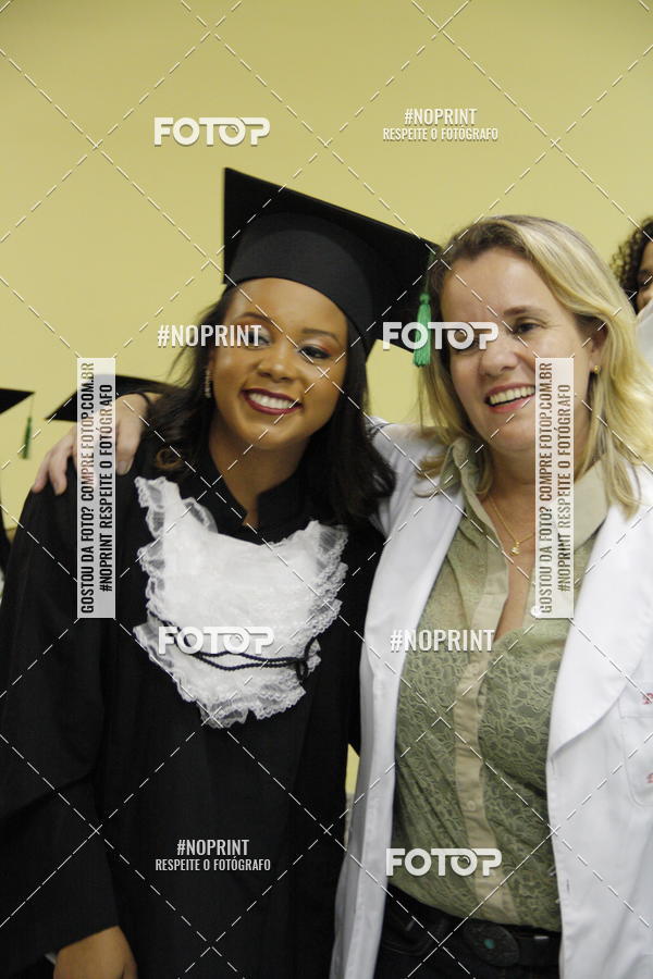 Buy your photos of the eventFormandos Cruz Vermelha on Fotop