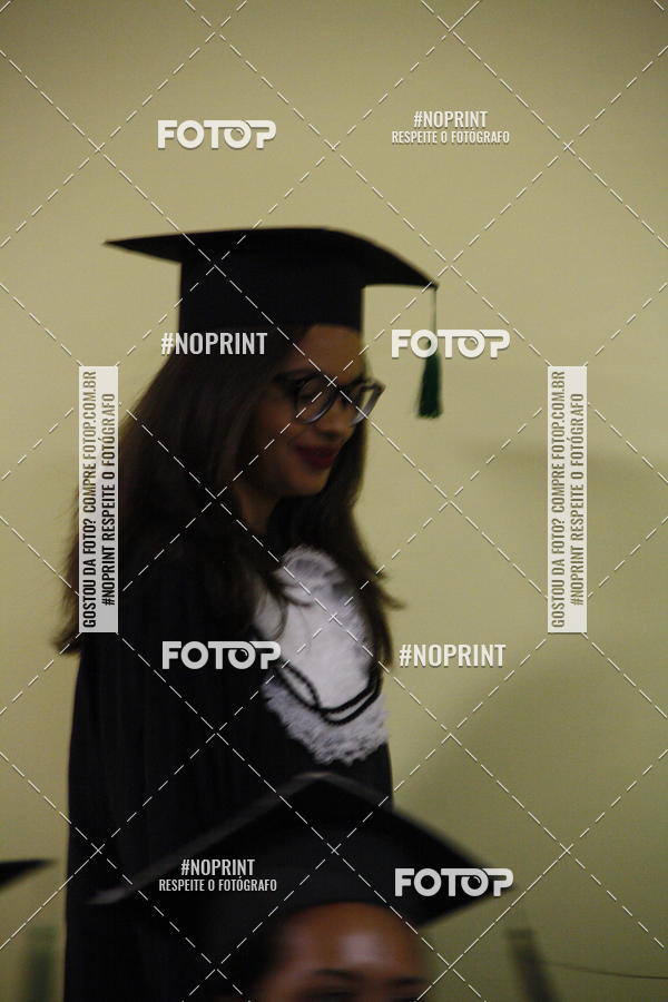 Buy your photos of the eventFormandos Cruz Vermelha on Fotop
