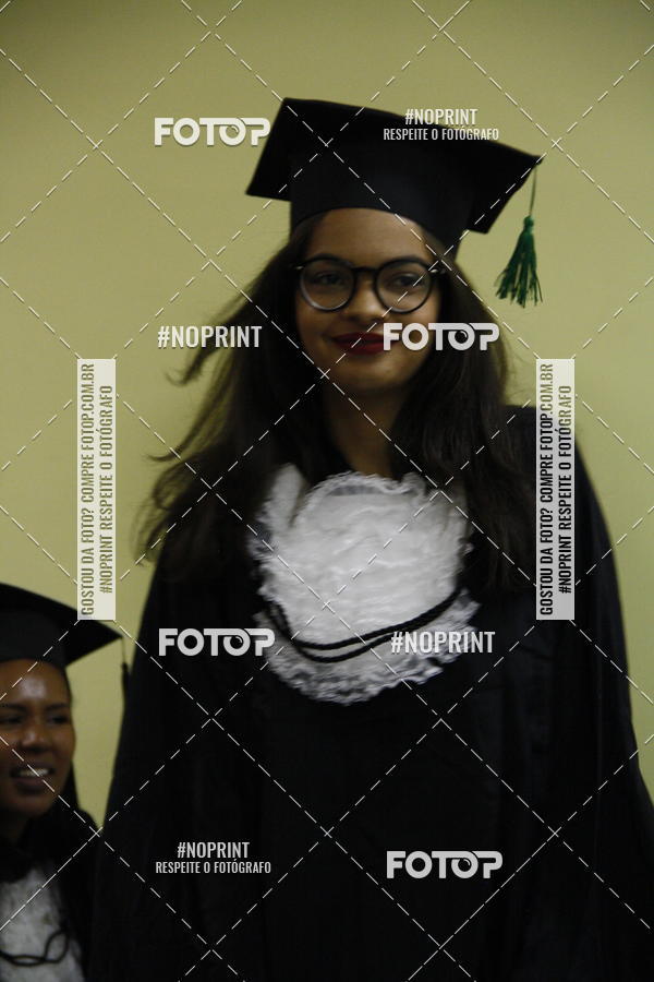 Buy your photos of the eventFormandos Cruz Vermelha on Fotop