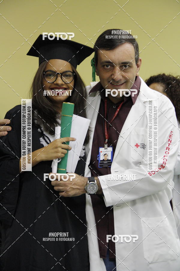 Buy your photos of the eventFormandos Cruz Vermelha on Fotop