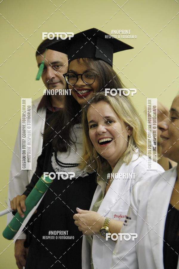 Buy your photos of the eventFormandos Cruz Vermelha on Fotop