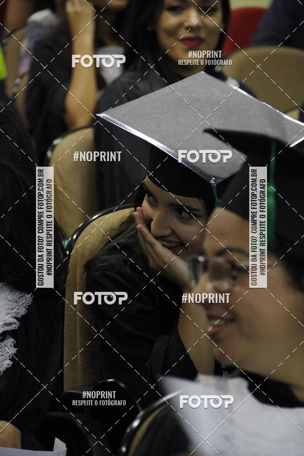 Buy your photos of the eventFormandos Cruz Vermelha on Fotop