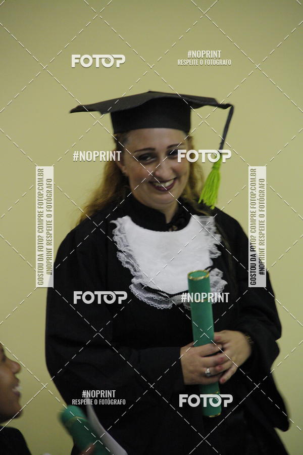 Buy your photos of the eventFormandos Cruz Vermelha on Fotop