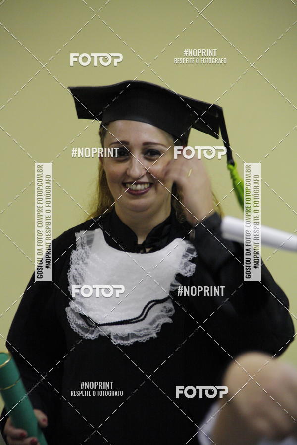 Buy your photos of the eventFormandos Cruz Vermelha on Fotop