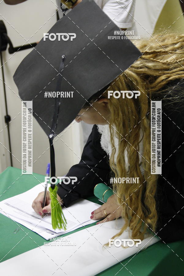 Buy your photos of the eventFormandos Cruz Vermelha on Fotop