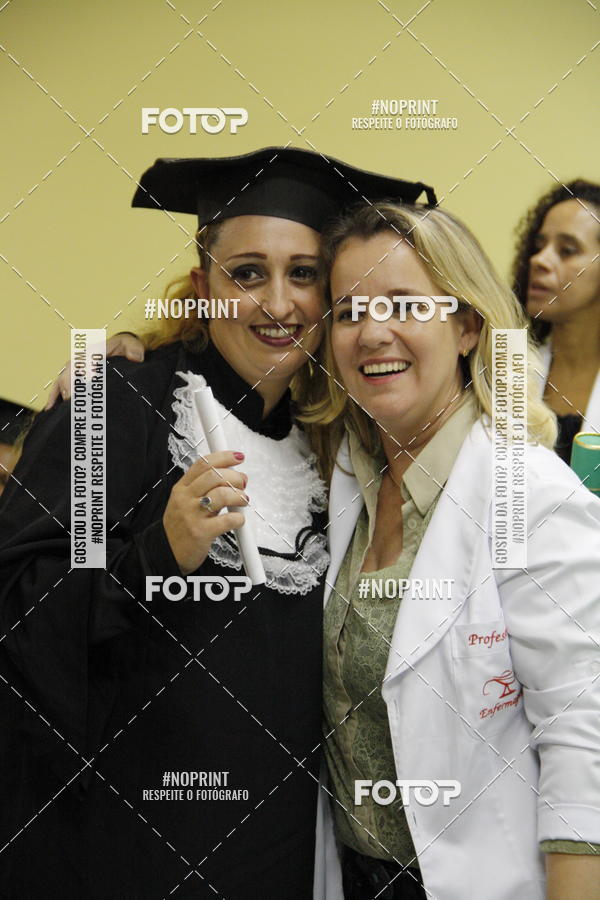 Buy your photos of the eventFormandos Cruz Vermelha on Fotop