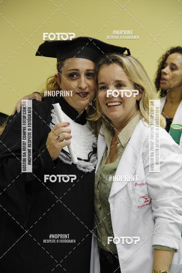 Buy your photos of the eventFormandos Cruz Vermelha on Fotop
