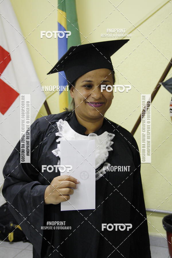 Buy your photos of the eventFormandos Cruz Vermelha on Fotop