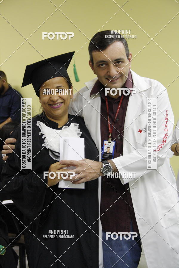 Buy your photos of the eventFormandos Cruz Vermelha on Fotop