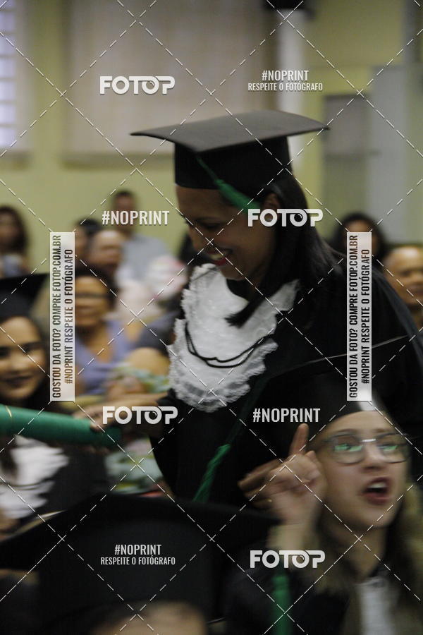 Buy your photos of the eventFormandos Cruz Vermelha on Fotop