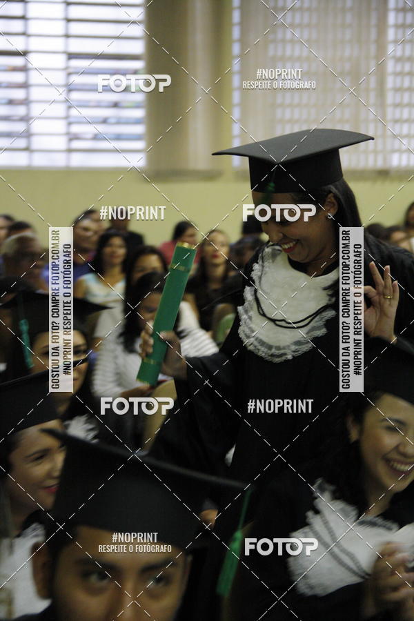Buy your photos of the eventFormandos Cruz Vermelha on Fotop