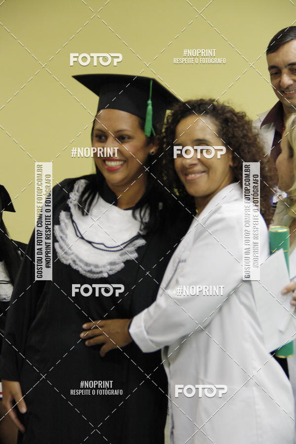 Buy your photos of the eventFormandos Cruz Vermelha on Fotop