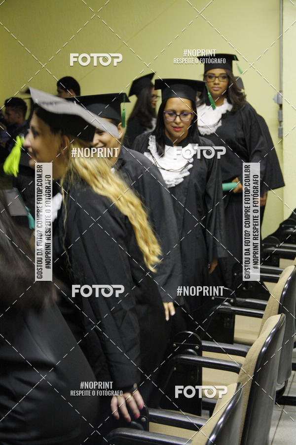 Buy your photos of the eventFormandos Cruz Vermelha on Fotop