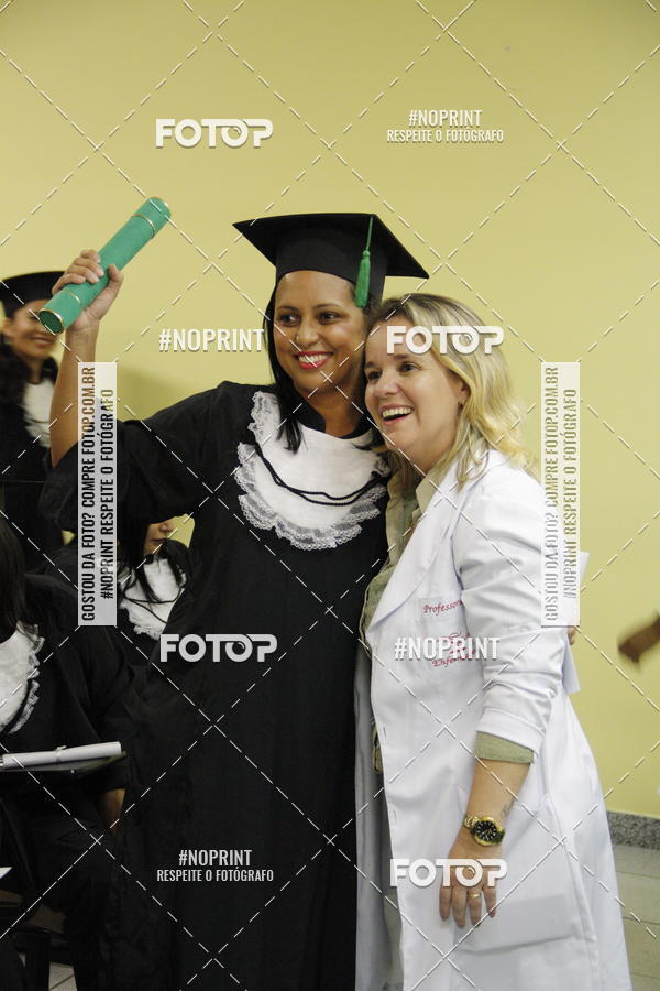 Buy your photos of the eventFormandos Cruz Vermelha on Fotop