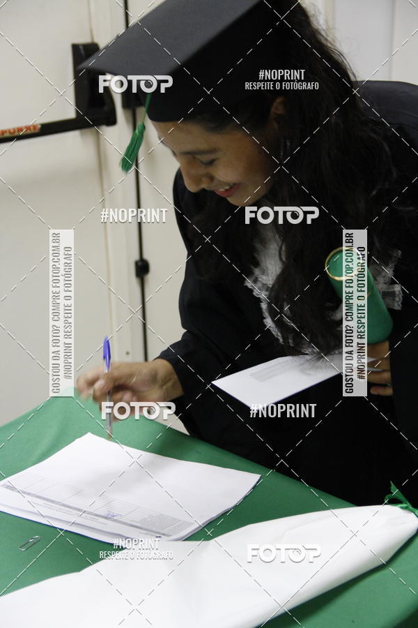 Buy your photos of the eventFormandos Cruz Vermelha on Fotop