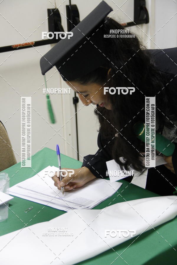 Buy your photos of the eventFormandos Cruz Vermelha on Fotop