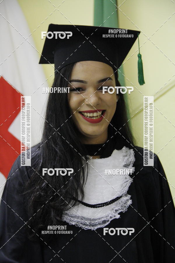 Buy your photos of the eventFormandos Cruz Vermelha on Fotop