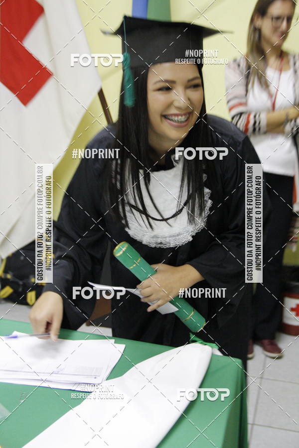 Buy your photos of the eventFormandos Cruz Vermelha on Fotop