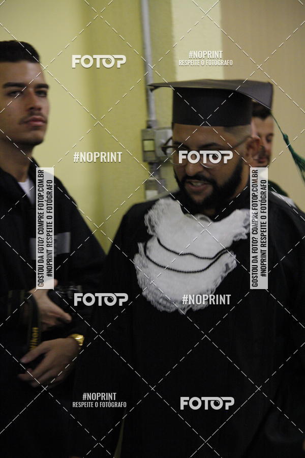 Buy your photos of the eventFormandos Cruz Vermelha on Fotop
