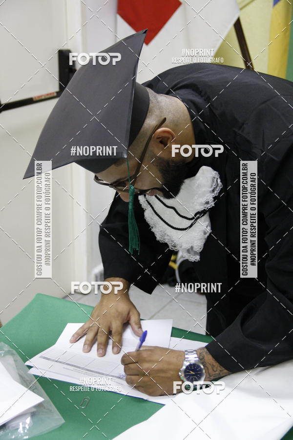 Buy your photos of the eventFormandos Cruz Vermelha on Fotop
