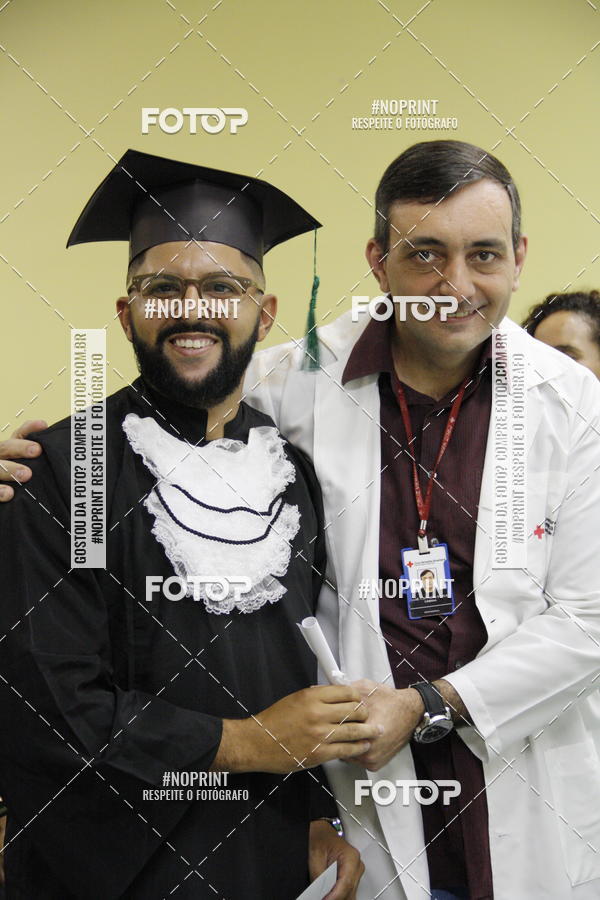 Buy your photos of the eventFormandos Cruz Vermelha on Fotop