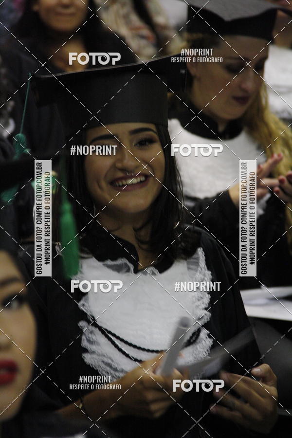 Buy your photos of the eventFormandos Cruz Vermelha on Fotop