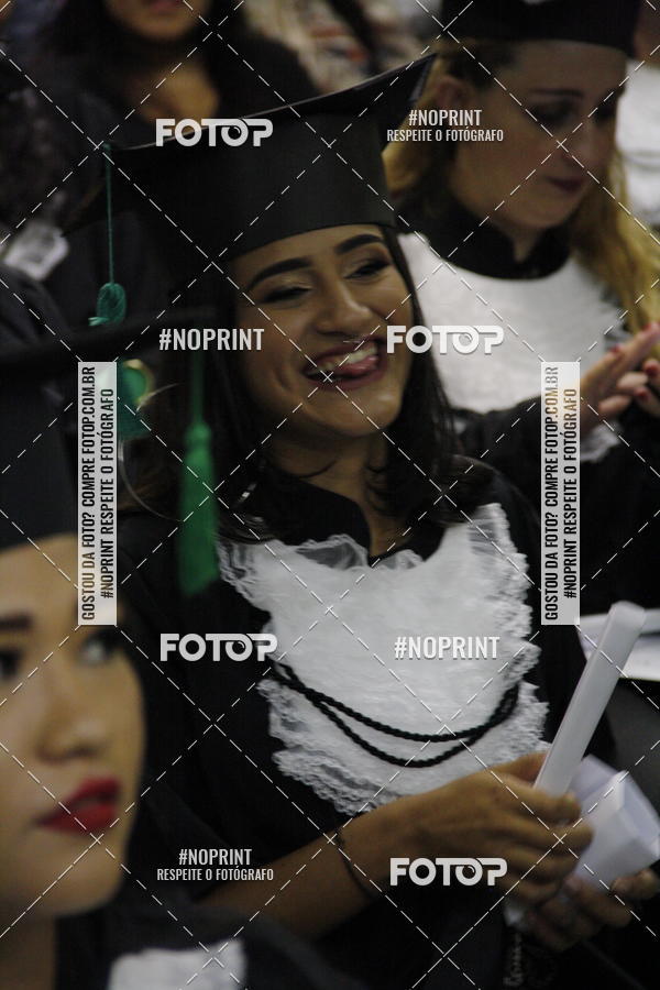 Buy your photos of the eventFormandos Cruz Vermelha on Fotop