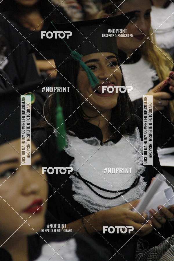 Buy your photos of the eventFormandos Cruz Vermelha on Fotop