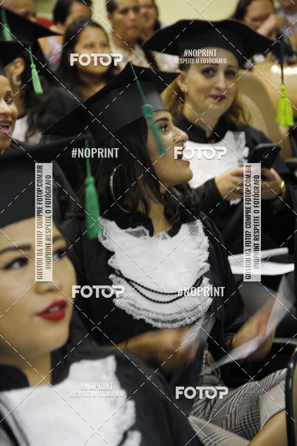 Buy your photos of the eventFormandos Cruz Vermelha on Fotop