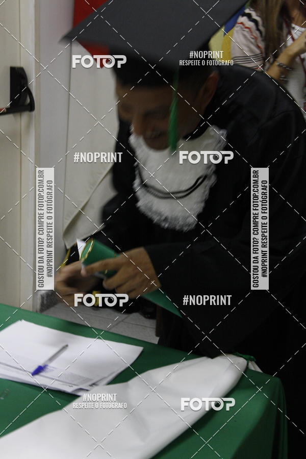 Buy your photos of the eventFormandos Cruz Vermelha on Fotop