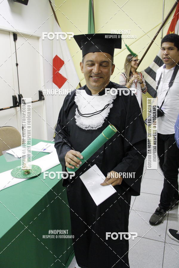 Buy your photos of the eventFormandos Cruz Vermelha on Fotop