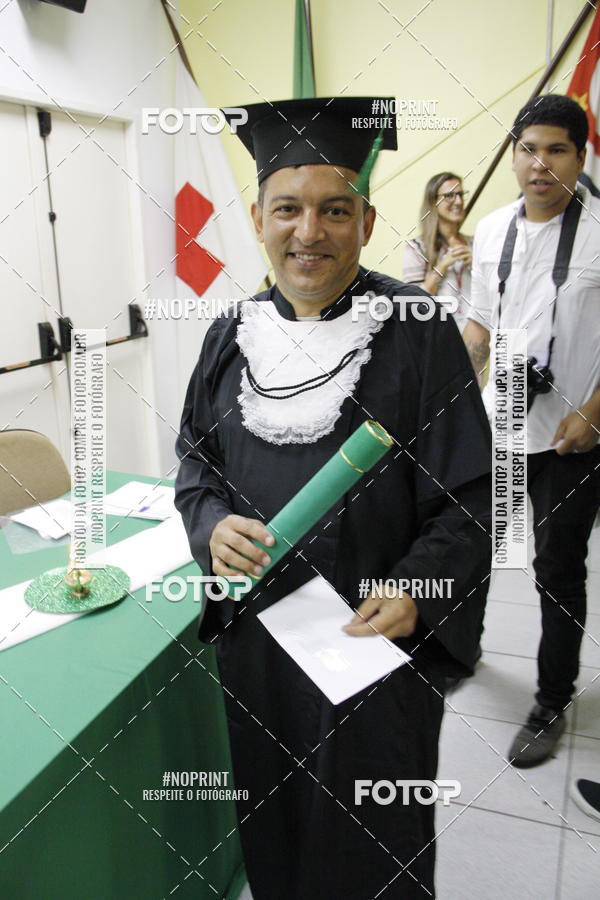 Buy your photos of the eventFormandos Cruz Vermelha on Fotop
