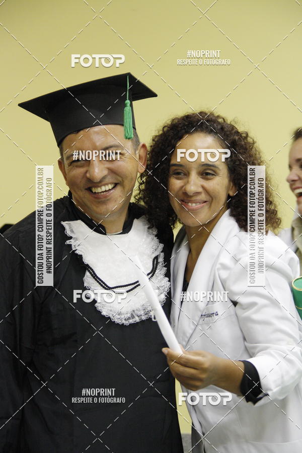 Buy your photos of the eventFormandos Cruz Vermelha on Fotop