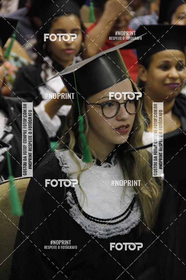 Buy your photos of the eventFormandos Cruz Vermelha on Fotop
