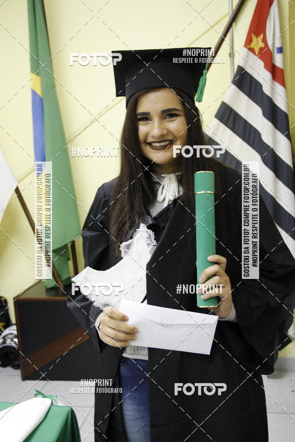 Buy your photos of the eventFormandos Cruz Vermelha on Fotop