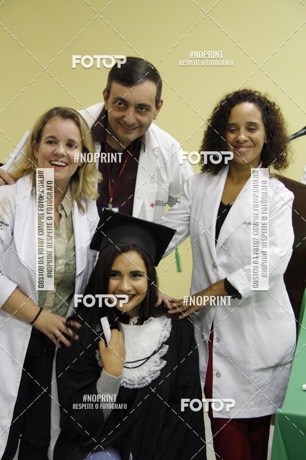 Buy your photos of the eventFormandos Cruz Vermelha on Fotop
